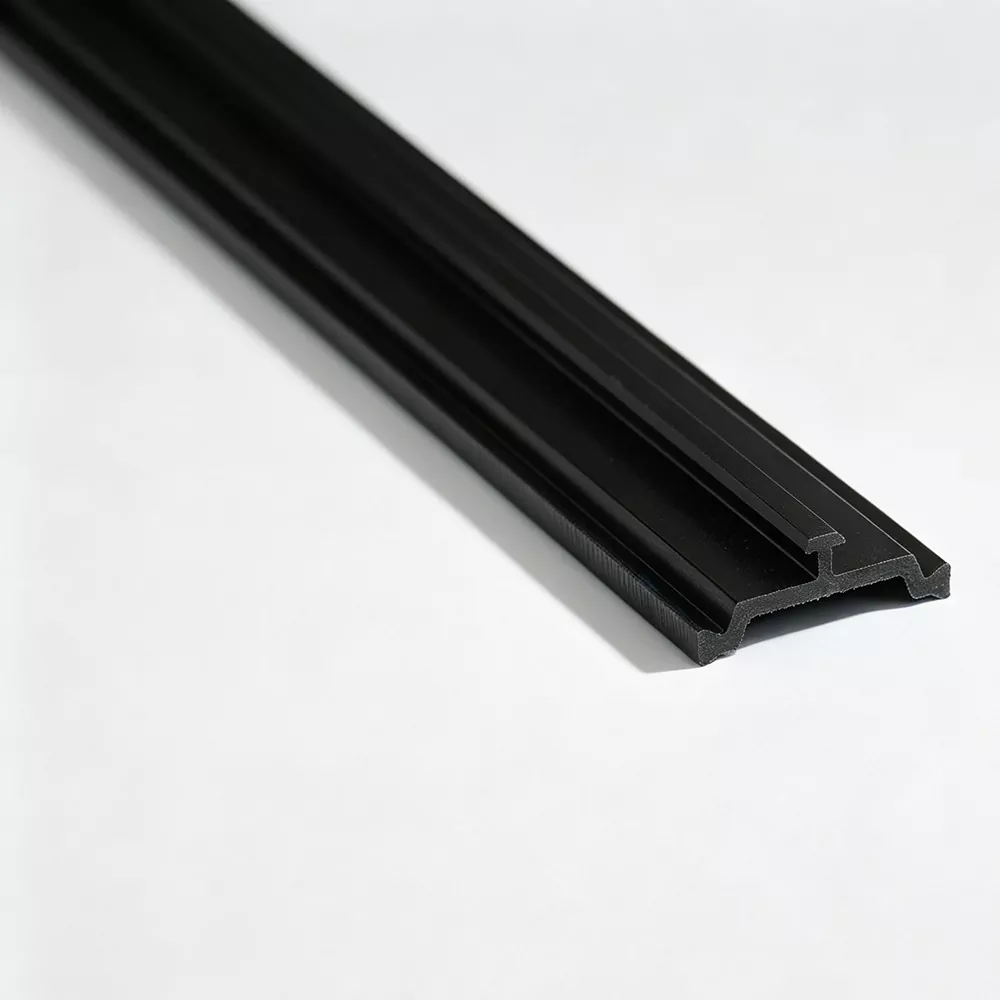 Thermische isolatiestrip voor schuiframen